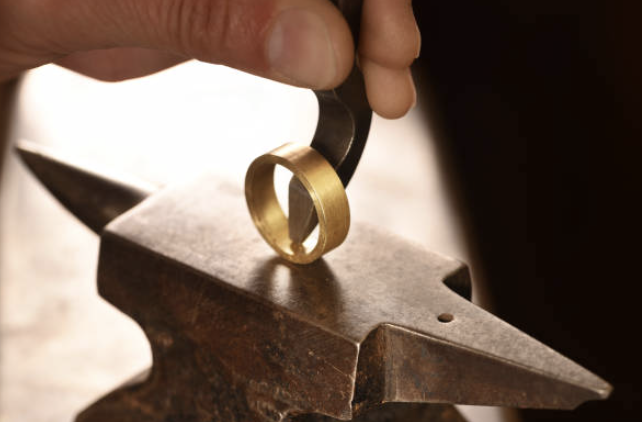 Handmade jewellery by Hobii makers